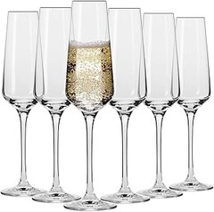 ¿Cuáles son las mejores copas para cava que puedes elegir?